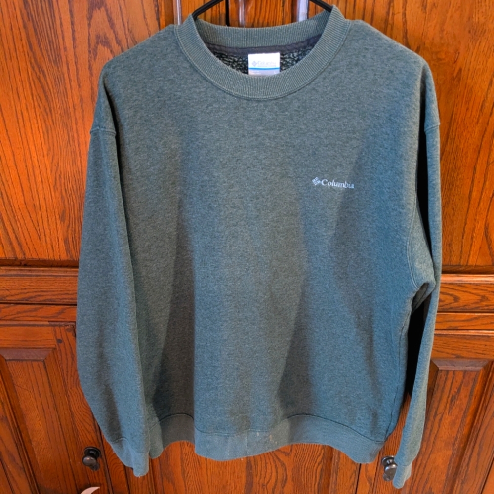 🏔️ Columbia Crewneck Sweatshirt - Picture 1 of 5